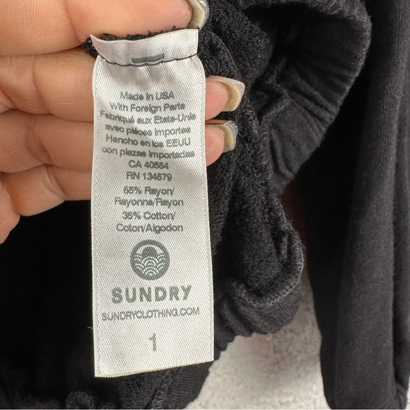 Sundry for Evereve Sweater Womens Small Black Funnel Neck Coquette Girl Y2K - Picture 7 of 7